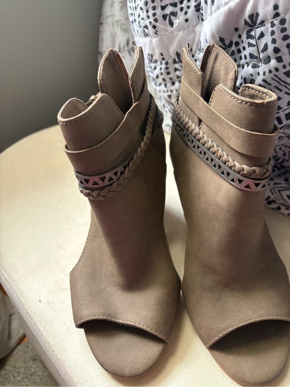 Booties - Picture 4 of 4